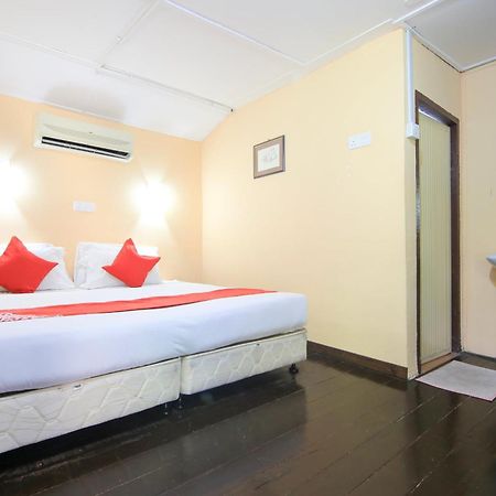 Ombak Inn Chalet Kampung Teluk Nipah Zewnętrze zdjęcie